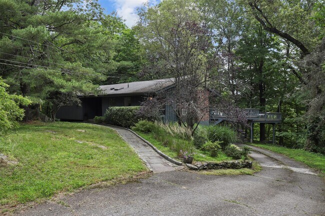 Building Photo - 153 Salem Rd