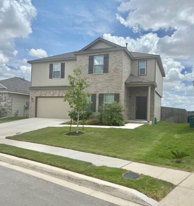 Foto del edificio - Charming Home Awaits: Spacious & Modern Living in a Prime Location