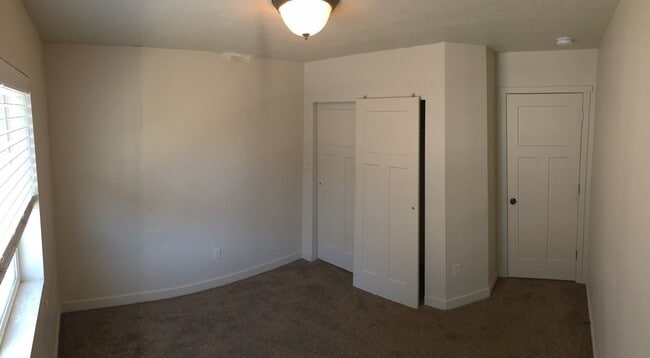 Building Photo - Beautiful 2 Story Townhome in Vineyard w/ ...