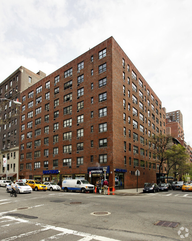 1341 E Lexington Ave - 141 East 89th Street