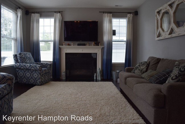 Building Photo - 5 br, 2.5 bath House - 931 Painted Lady Place