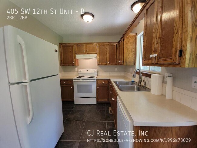 Foto del edificio - 405 SW 12th St