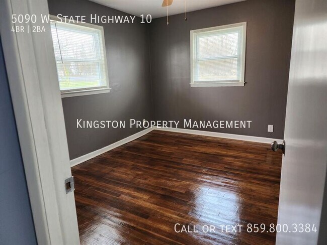 Foto del edificio - Beautiful 4 Bedroom 2 Bathroom House! 1/2 ...