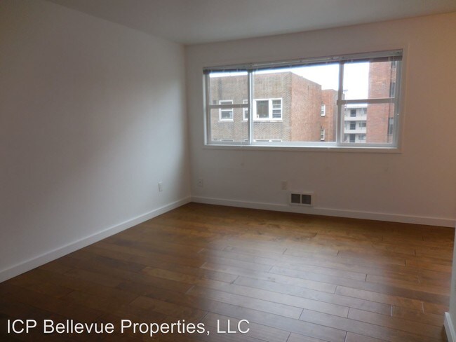 Bellevue Manor Iliad Apartments Seattle Wa Apartments Com