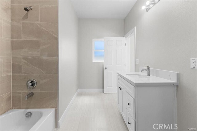 Foto del edificio - 1337 E 8th St