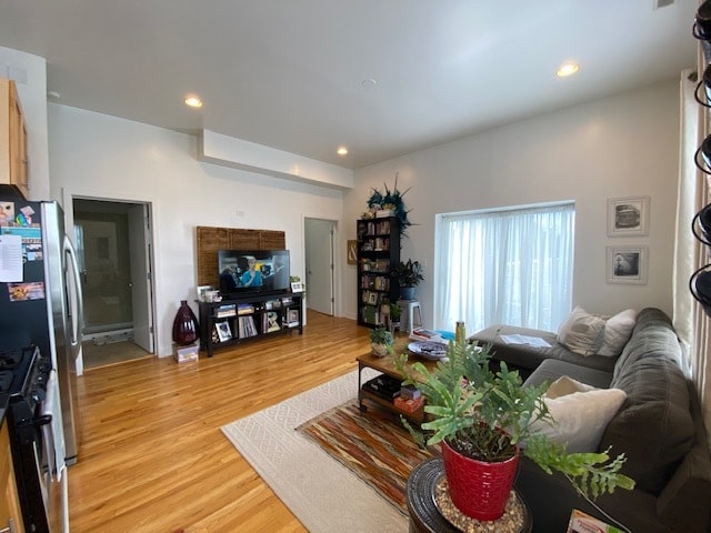 Building Photo - 2120 W Washington Blvd