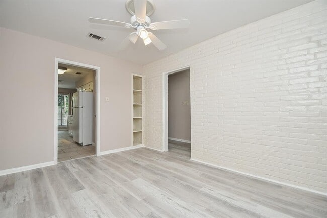 Building Photo - 12939 Westmere Dr