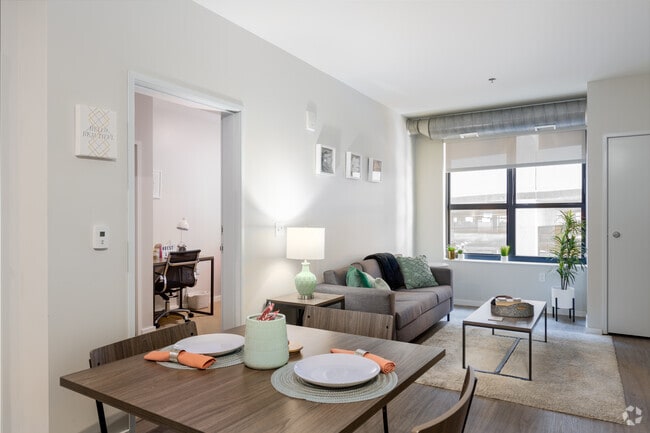 Interior Photo - Landmark on Grand River