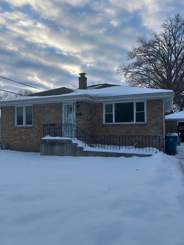 Foto principal - 716 Henry St