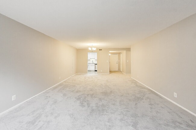 Building Photo - 7721 Tremayne Pl