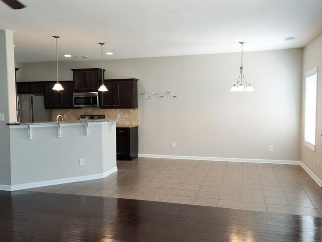 Building Photo - 349 Briandwood Dr