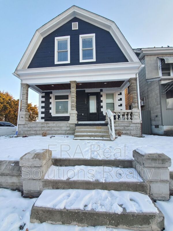 Building Photo - 1035 Sullivant Ave