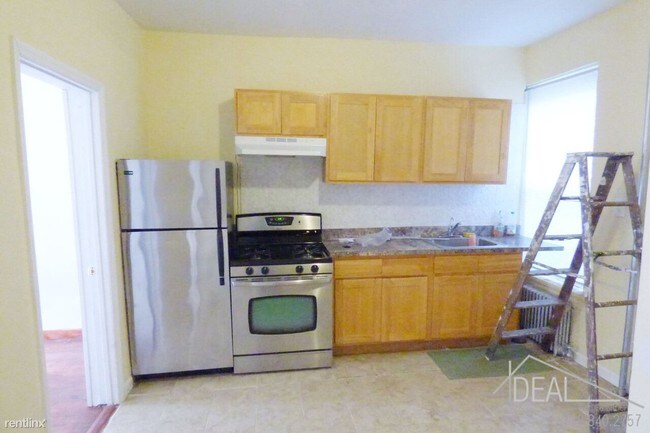 Building Photo - 253 20th St