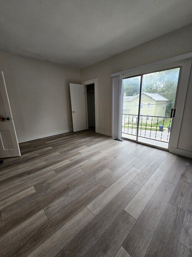 Foto del edificio - 412 N Lee St