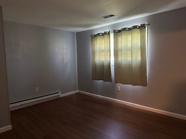 Foto del edificio - 3912 Brookridge Dr