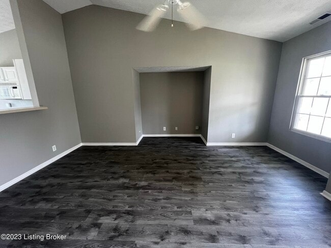 Building Photo - 6526 Hunters Creek Blvd