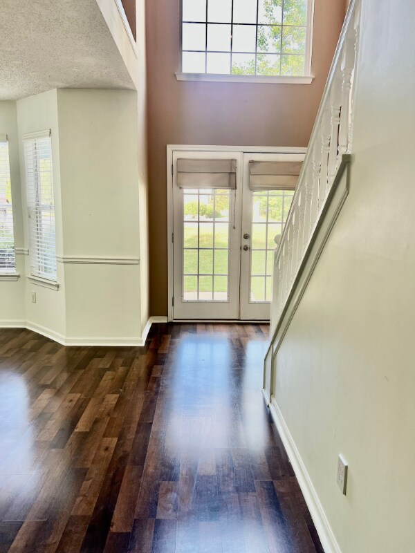 Foto del edificio - 3104 Mineral Ridge Ln