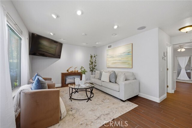 Foto del edificio - 850 Windwood Dr