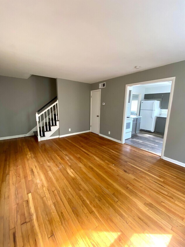 1213 N Cottage Ave, Independence, MO 64050 Townhome Rentals in