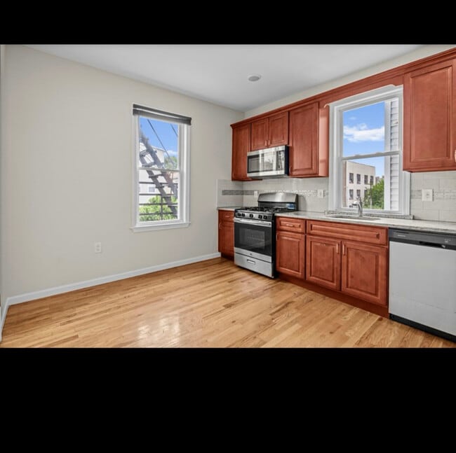 Foto del edificio - 24 W 30th St