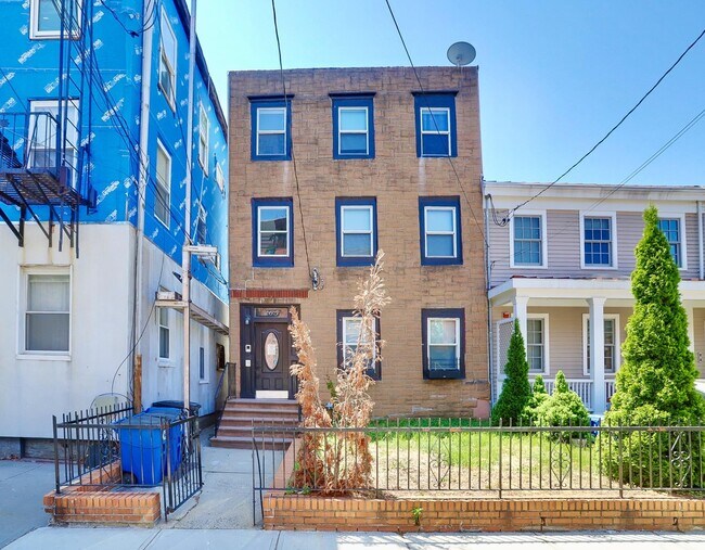 Foto del edificio - 265 3rd St