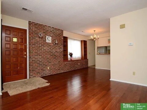 Foto del edificio - 2935 S 122nd St