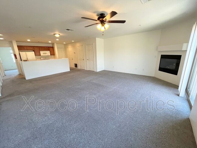Building Photo - 73692 Santa Rosa Way