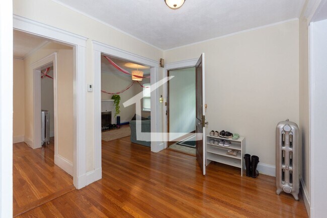 Foto del edificio - 64 Greycliff Rd