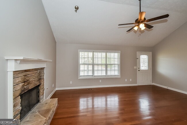 Building Photo - 265 Pine Needle Trail