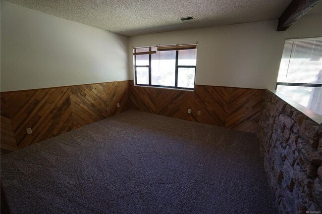 Building Photo - 1333 S Crystal Way