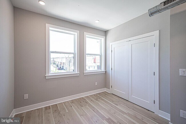 Building Photo - 1020 S 53rd St