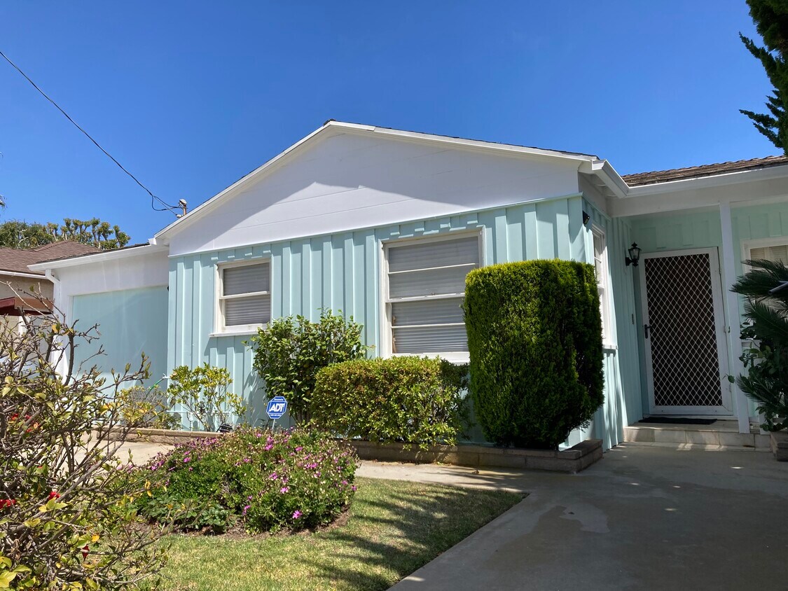 Foto principal - 824 Wilson Pl