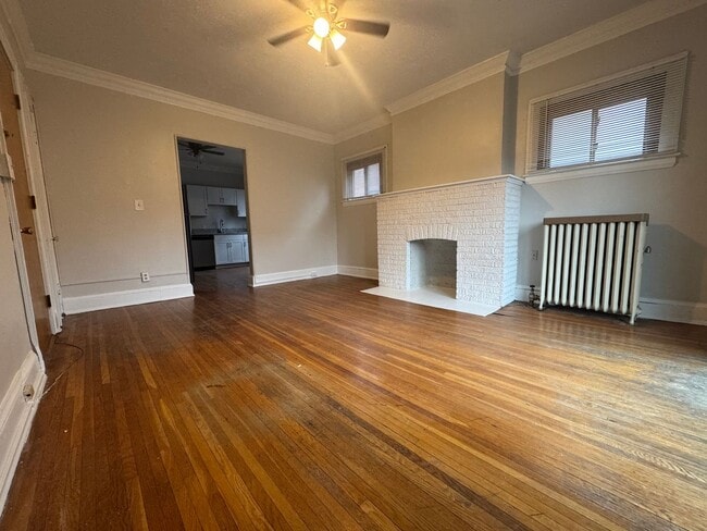 Building Photo - 2773 Hampshire-Unit 9