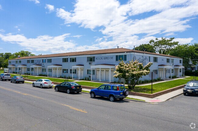 Foto del edificio - Elmwood Gardens