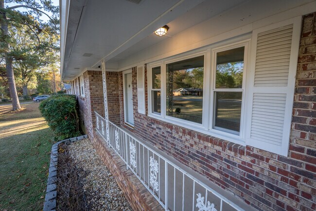 Foto del edificio - 4698 Garrett Dr SW