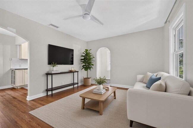 Foto del edificio - 4645 Iris St N