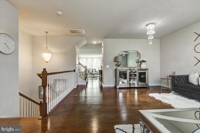 Foto del edificio - 3550 Briarwood Dr