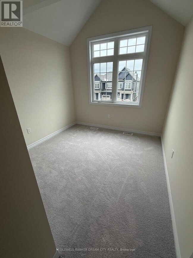 Building Photo - 35 Brown St