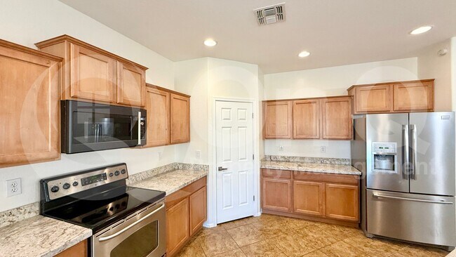 Building Photo - 8734 S 57th Dr