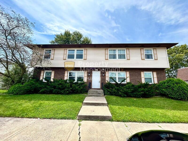 Primary Photo - 5831 Creekview Ct W