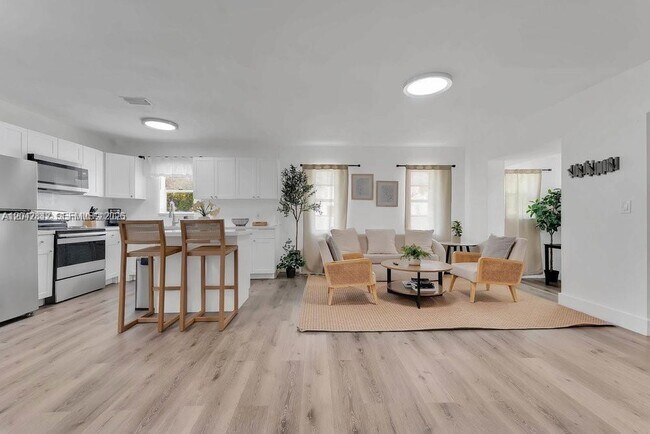 Foto del edificio - 180 NW 69th St