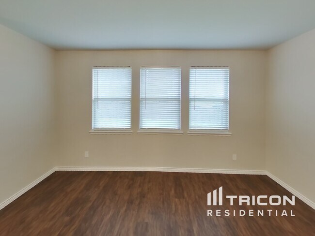 Foto del edificio - 3201 Shady River Trail