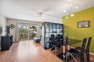 Building Photo - 424 N Riverside Dr