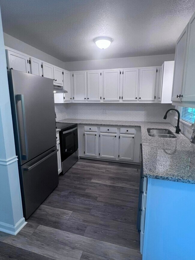 Foto del edificio - 2900 Lowe Ave