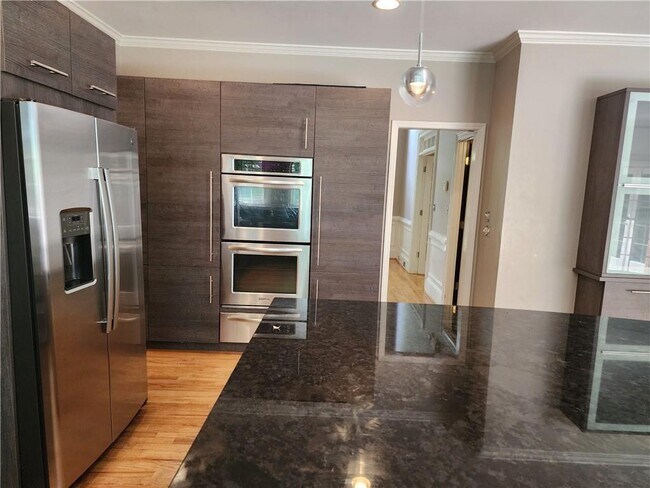 Foto del edificio - 4160 Park Brooke Dr