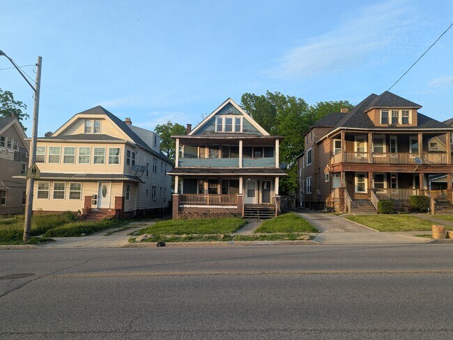 Foto del edificio - 1863 Noble Rd