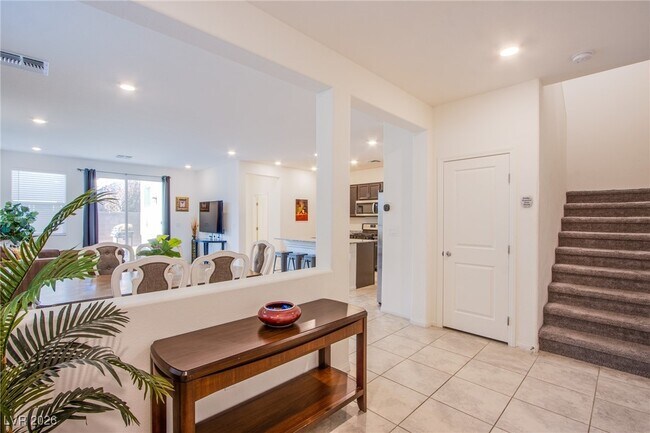 Foto del edificio - 9858 W Meranto Ave