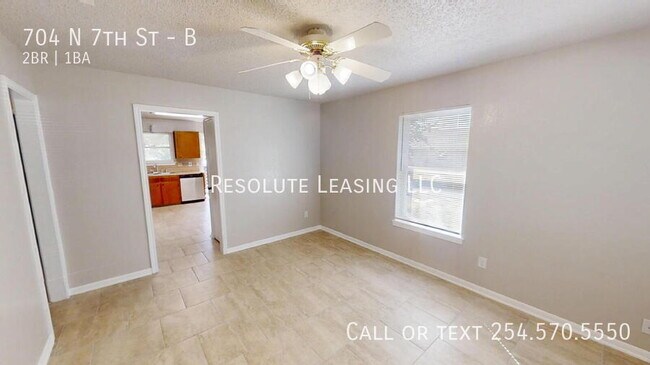 Foto del edificio - 704 N 7th St