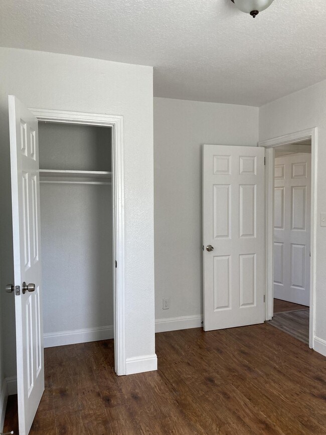 Building Photo - 3072 W 19th St