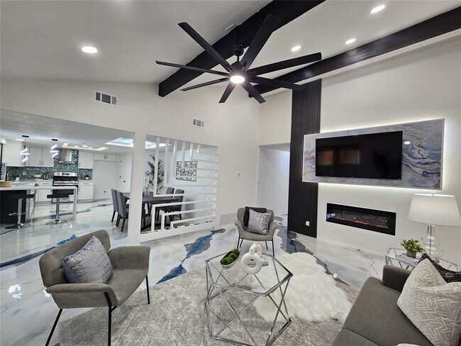 Foto del edificio - 10706 Berthound Dr